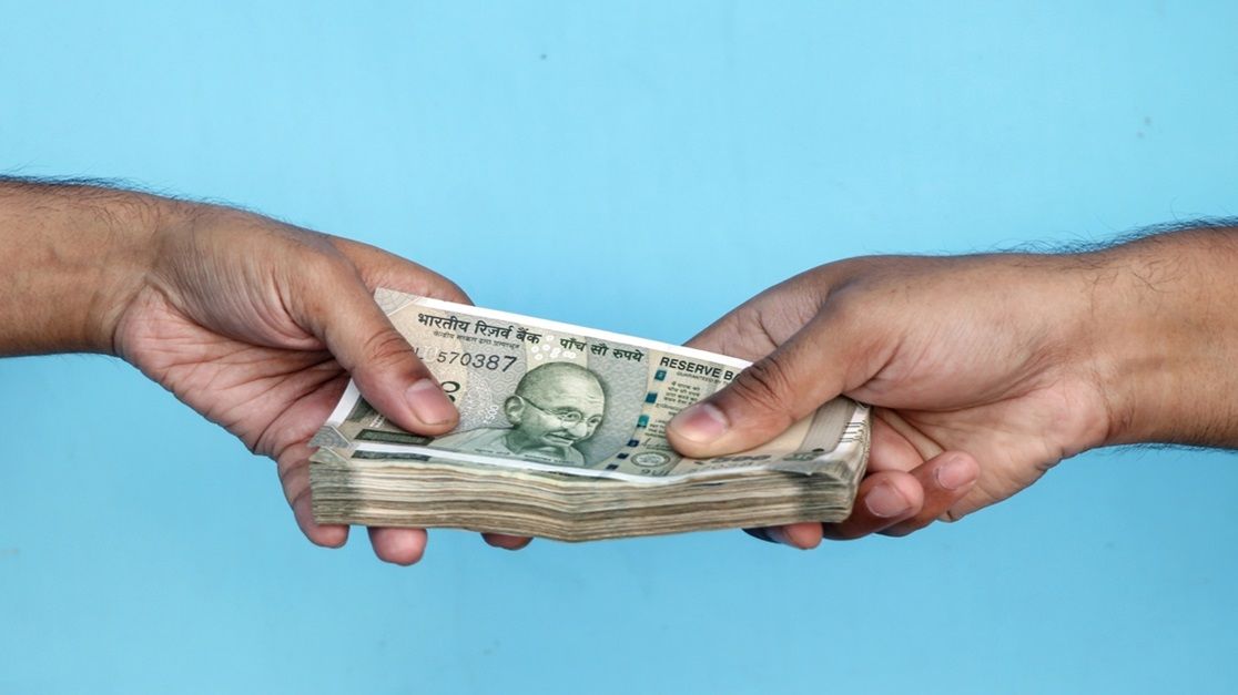 Micro Loans vs Personal Loans: Which One is Right for You?